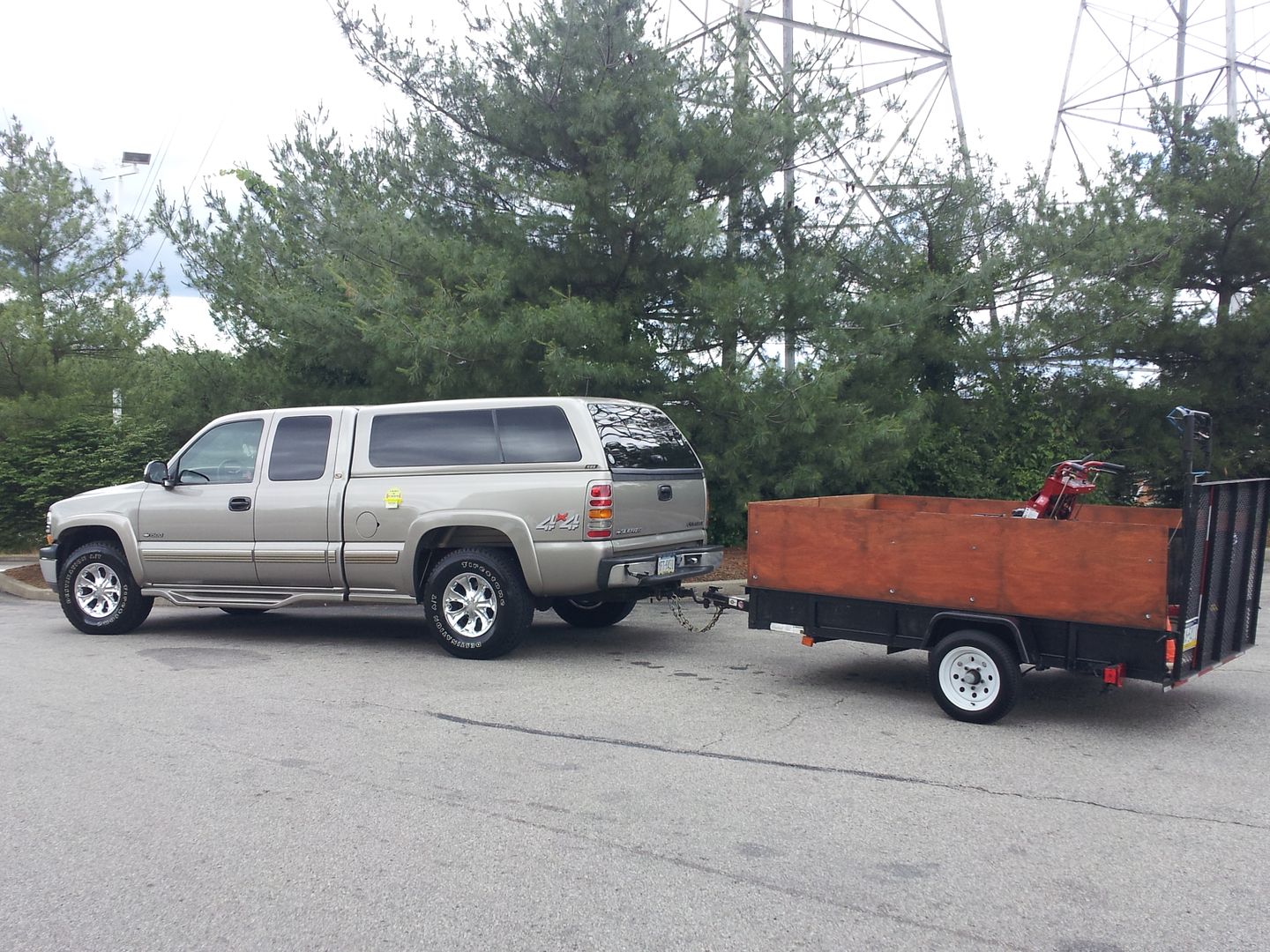 ... : Truck Cap vs. Tonneau Cover vs. Open Truck Bed vs. Trailer Racks