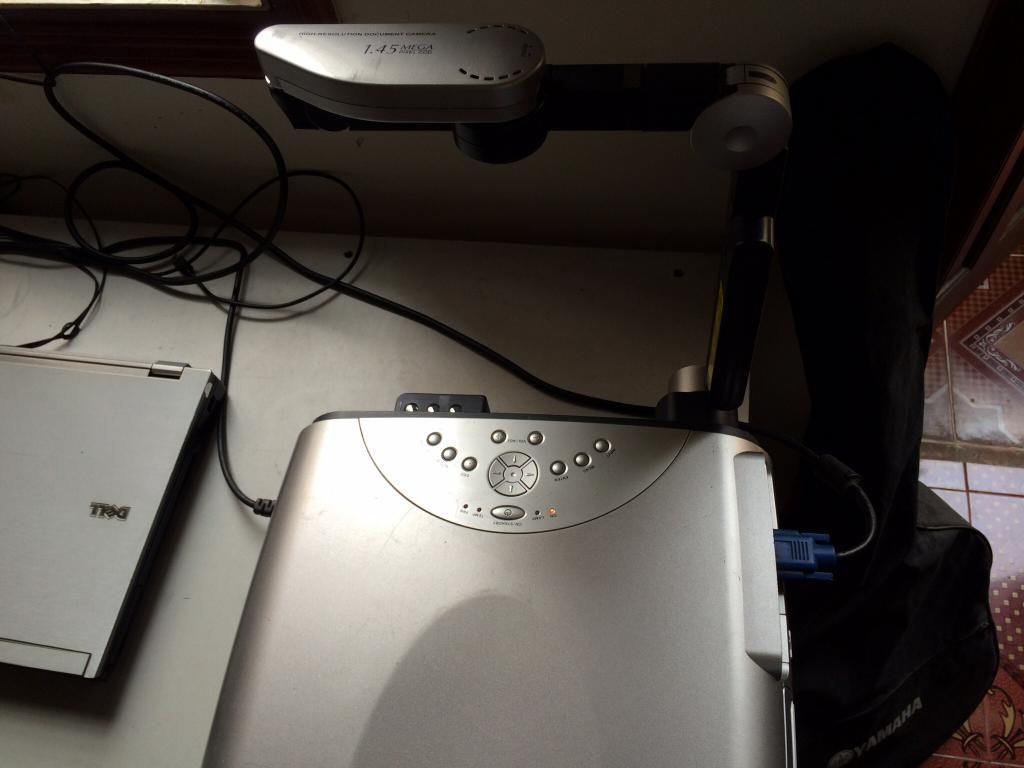 Máy chiếu (Projector) Toshiba TLP791 cho máy tính bàn hoặc Laptop. - 3