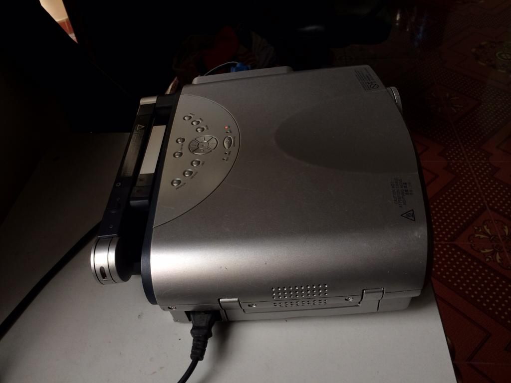 Máy chiếu (Projector) Toshiba TLP791 cho máy tính bàn hoặc Laptop. - 2