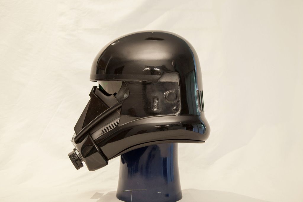 DT%20Helmet%20left%20side_zpswipybgfr.jpg