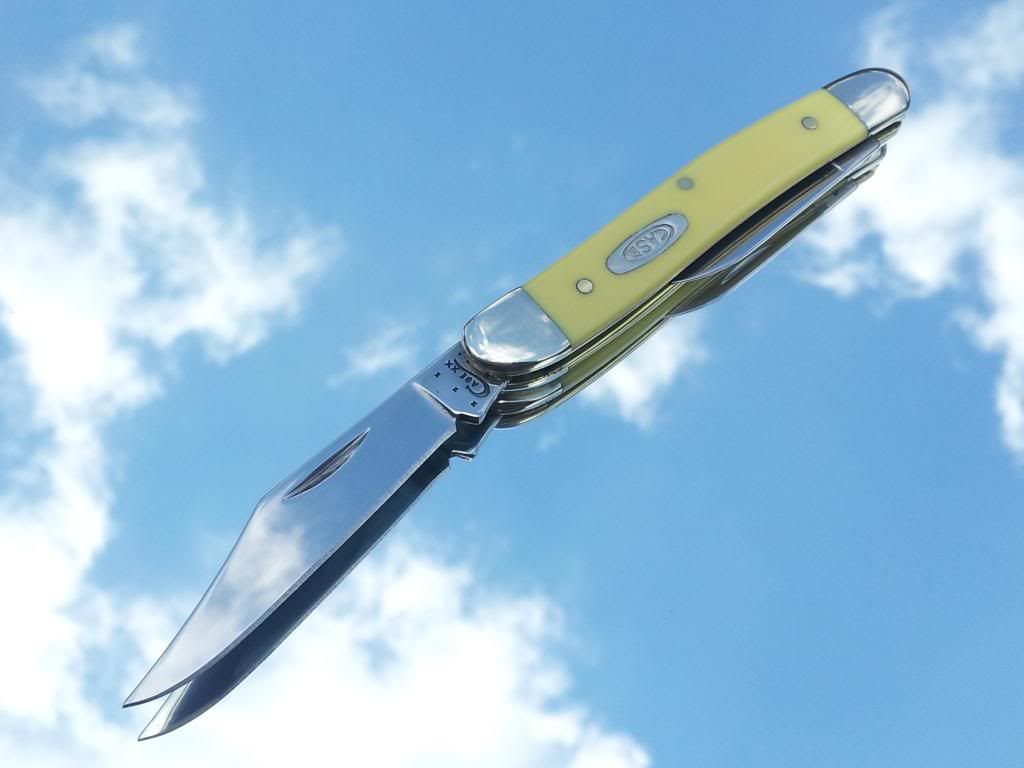 Case pen knife yellow handle
