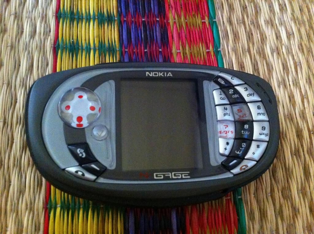 NGage QD màn silver zin !! Hình thật