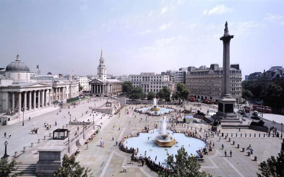 7016485-trafalgar-square1.jpg