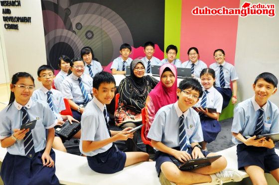 Học sinh tại Singapore được học tập trong một môi trường hiện đại với cơ sở vật chất tiên tiến Học sinh tại Singapore được học tập trong một môi trường hiện đại với cơ sở vật chất tiên tiến