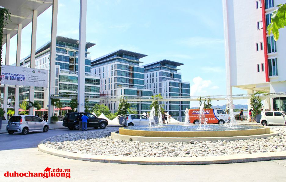 Khuôn viên trường Đại Học Taylor's