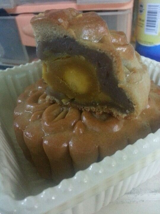 Bánh trung thu tươi không chất bảo quản 300g, 2 trứng 65k, thập cẩm 300g, 2 trứng 75k - 1