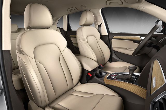 Audi Q5 Interior Look