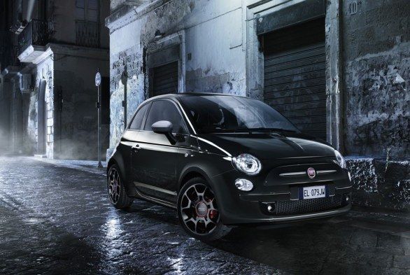 Fiat 500 black color therapy front view