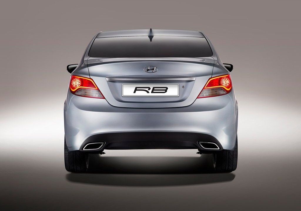 Hyundai Verna Rear View Hyundai Verna Rear View