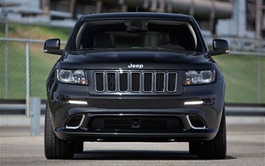 Jeep Cherokee srt8 front view Jeep Cherokee srt8 front view