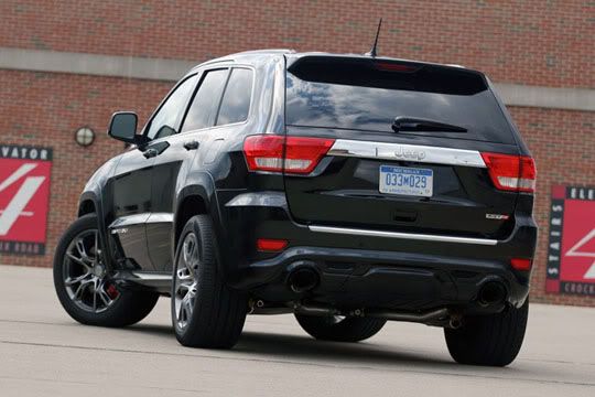Jeep Cherokee srt8 rear Jeep Cherokee srt8 rear