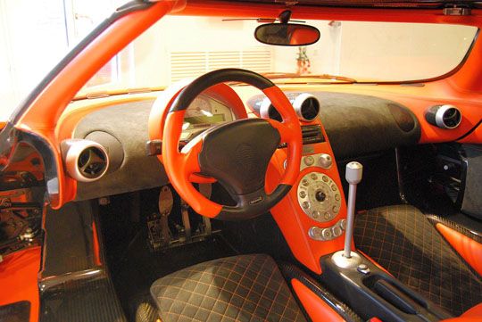 Koenigsegg CCR 2004 interior Koenigsegg CCR 2004 interior