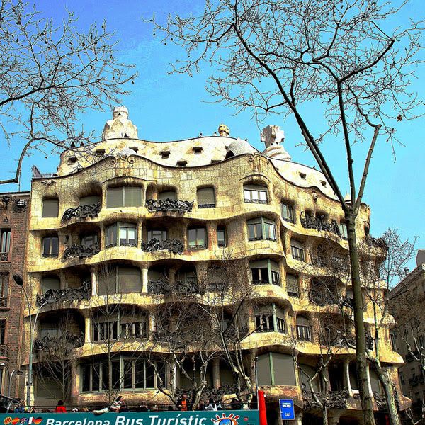 La pedrera at the El Ensanche La pedrera at the El Ensanche