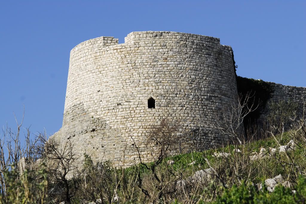 Lekures Castle