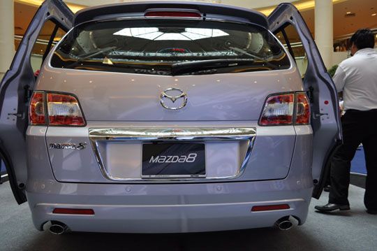 Mazda 8 MPV rear view Mazda 8 MPV rear view