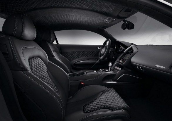 New Audi R8 Interior