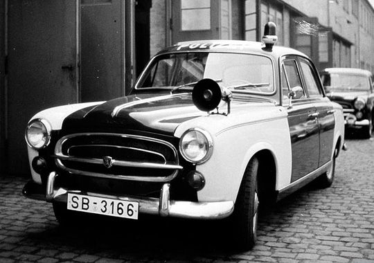 Peugeot 403 police car Peugeot 403 police car