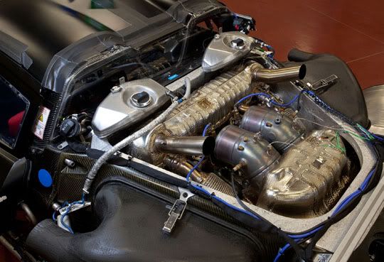 Porsche 918 Spyder hybrid engine Porsche 918 Spyder hybrid engine