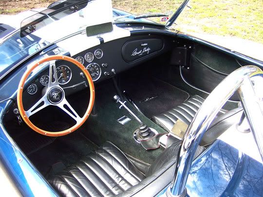 Shelby Cobra 427 super snake interior Shelby Cobra 427 super snake interior
