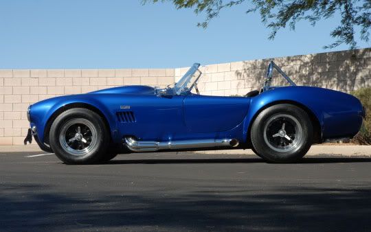 Shelby Cobra 427 super snake side Shelby Cobra 427 super snake side