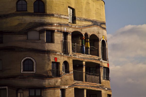 The Waldspirale balcony The Waldspirale balcony