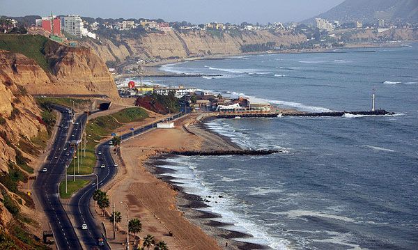View of the Pacific Oceon from the Barranco district View of the Pacific Oceon from the Barranco district