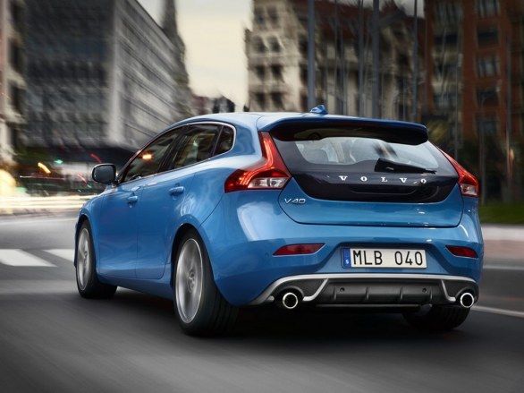 Volvo V40 R Design lowered chassis