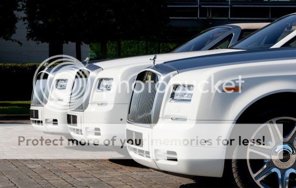 3 Collective Rolls-Royce Phantom Drophead Coupe Series London - 2012