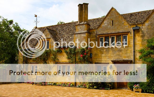 Cotswold stone home