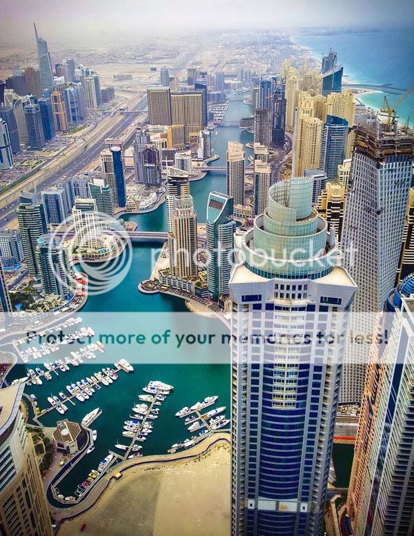 Dubai marina. Don't get lost!