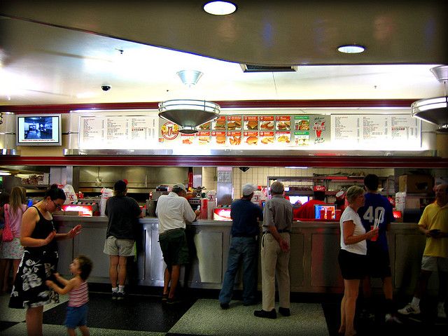 Lunch crowd at The Varsity